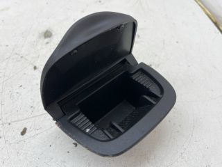 bontott PEUGEOT 206 Első Hamutartó