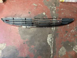 bontott PEUGEOT 206 Első Lökhárító Alsó Középső Díszrács