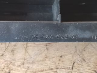 bontott PEUGEOT 206 Első Lökhárító Merevítő (Fém)