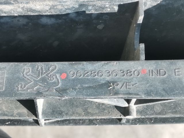 bontott PEUGEOT 206 Első Lökhárító Merevítő (Fém)