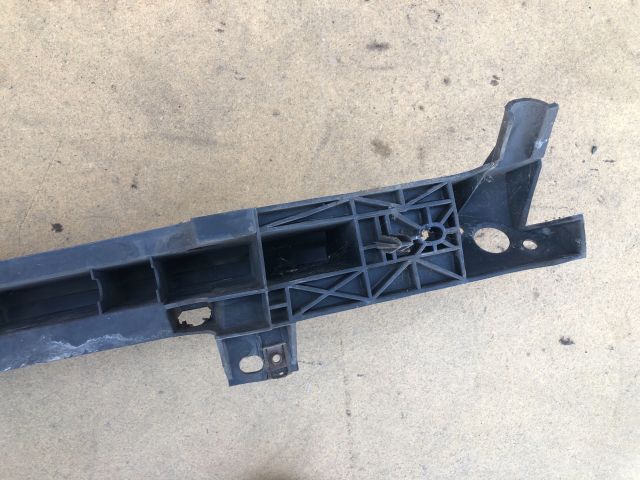 bontott PEUGEOT 206 Első Lökhárító Merevítő (Fém)