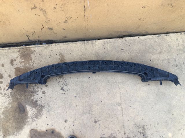 bontott PEUGEOT 206 Első Lökhárító Merevítő (Fém)