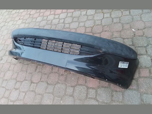 bontott PEUGEOT 206 Első Lökhárító (Részeivel)