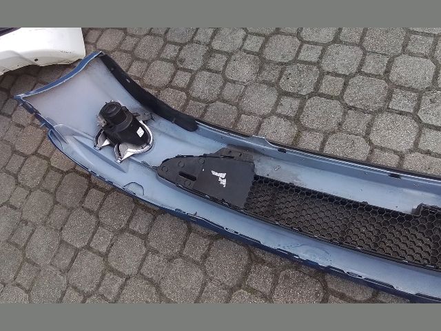 bontott PEUGEOT 206 Első Lökhárító (Részeivel)