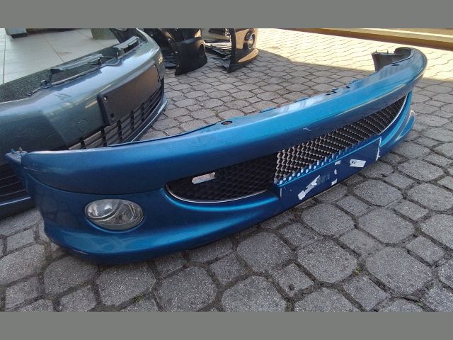 bontott PEUGEOT 206 Első Lökhárító (Részeivel)