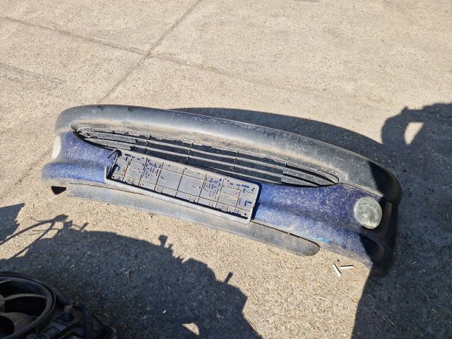 bontott PEUGEOT 206 Első Lökhárító (Részeivel)