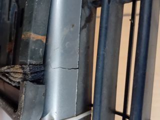 bontott PEUGEOT 206 Első Lökhárító (Részeivel)