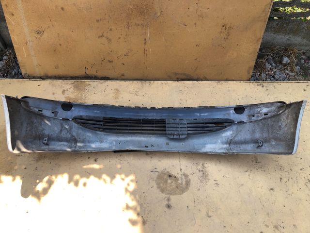 bontott PEUGEOT 206 Első Lökhárító (Részeivel)