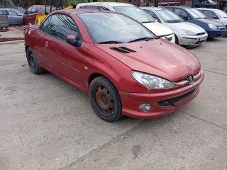bontott PEUGEOT 206 Első Lökhárító (Részeivel)