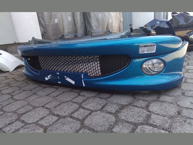 bontott PEUGEOT 206 Első Lökhárító (Részeivel)