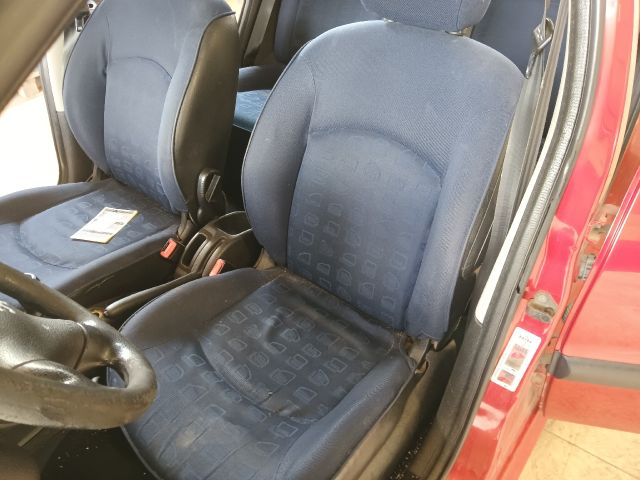 bontott PEUGEOT 206 Első Lökhárító (Üresen)