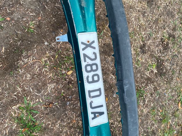 bontott PEUGEOT 206 Első Lökhárító (Üresen)