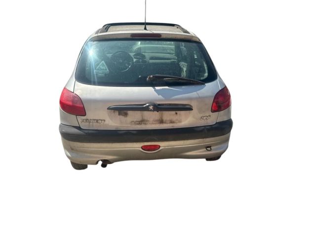 bontott PEUGEOT 206 Első Szélvédő