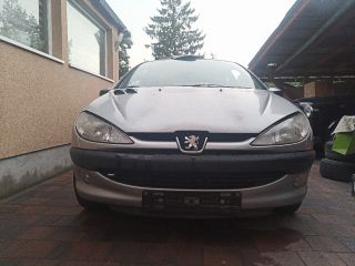 bontott PEUGEOT 206 Első Szélvédő