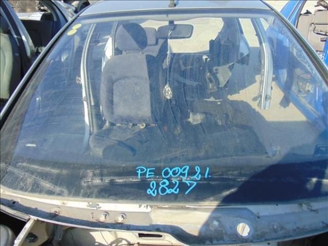 bontott PEUGEOT 206 Első Szélvédő