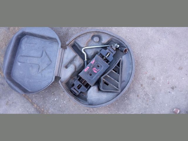 bontott PEUGEOT 206 Emelő