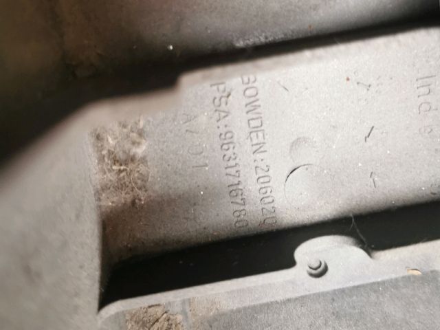 bontott PEUGEOT 206 Emelő