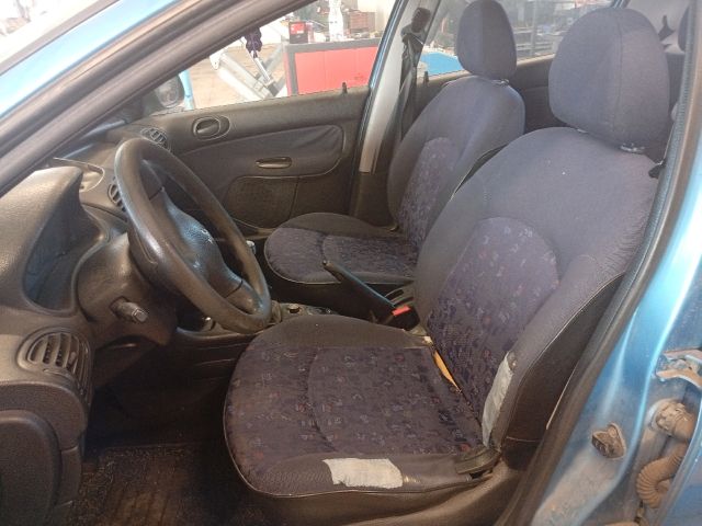 bontott PEUGEOT 206 Fék Pedál Kapcsoló