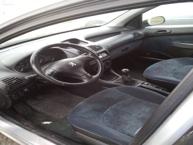 bontott PEUGEOT 206 Fékfolyadék Tartály
