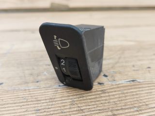 bontott PEUGEOT 206 Fényszórómagasság Állító Kapcsoló