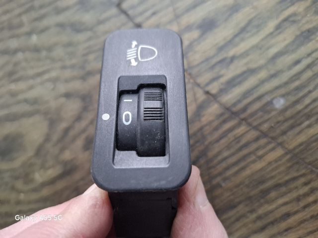 bontott PEUGEOT 206 Fényszórómagasság Állító Kapcsoló