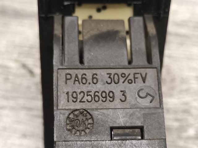 bontott PEUGEOT 206 Fényszórómagasság Állító Kapcsoló