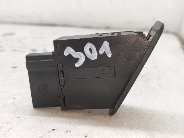 bontott PEUGEOT 206 Fényszórómagasság Állító Kapcsoló