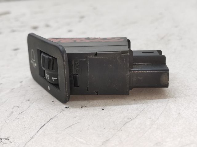 bontott PEUGEOT 206 Fényszórómagasság Állító Kapcsoló