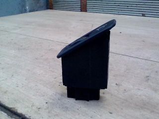 bontott PEUGEOT 206 Fényszórómagasság Állító Kapcsoló