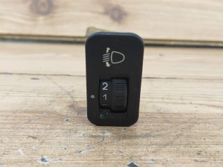 bontott PEUGEOT 206 Fényszórómagasság Állító Kapcsoló