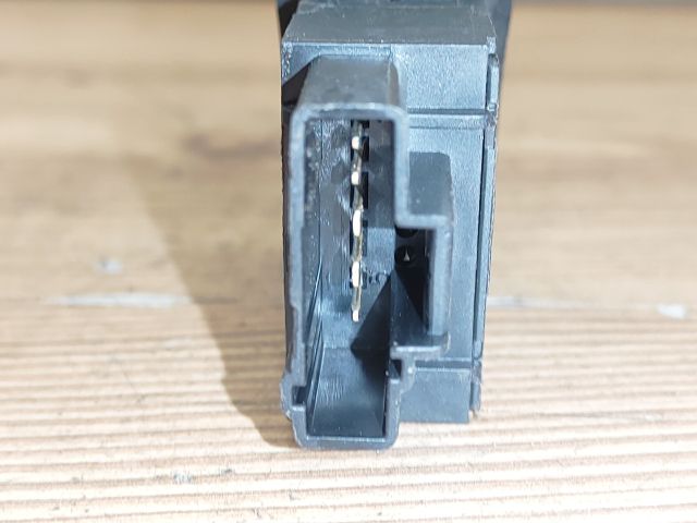 bontott PEUGEOT 206 Fényszórómagasság Állító Kapcsoló