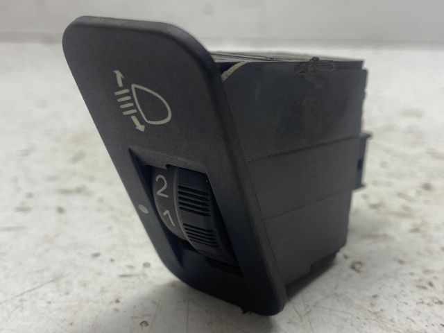 bontott PEUGEOT 206 Fényszórómagasság Állító Kapcsoló