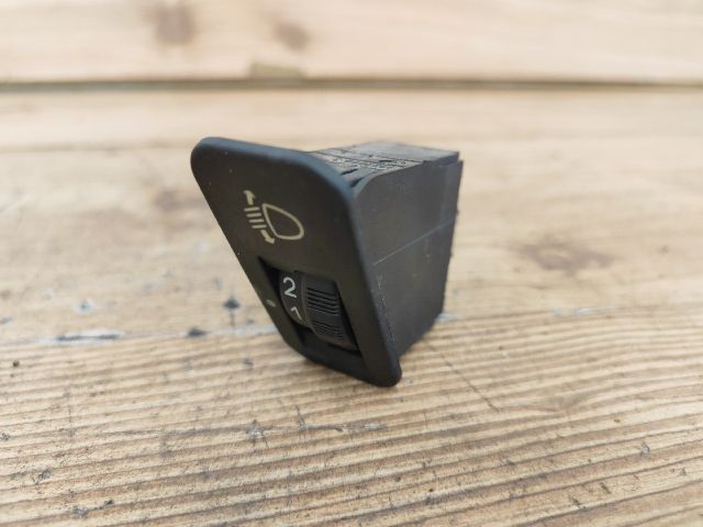 bontott PEUGEOT 206 Fényszórómagasság Állító Kapcsoló