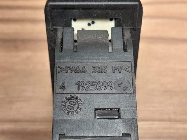 bontott PEUGEOT 206 Fényszórómagasság Állító Kapcsoló