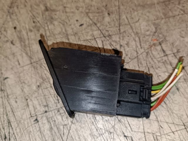 bontott PEUGEOT 206 Fényszórómagasság Állító Kapcsoló