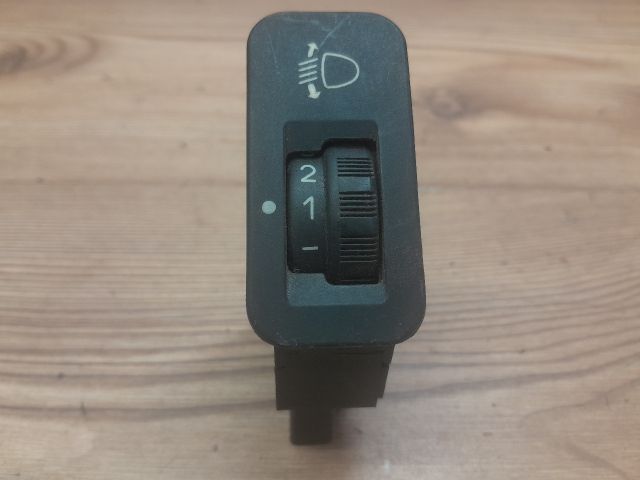 bontott PEUGEOT 206 Fényszórómagasság Állító Kapcsoló