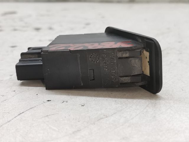 bontott PEUGEOT 206 Fényszórómagasság Állító Kapcsoló