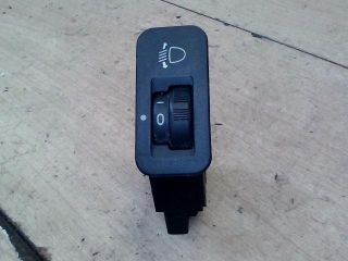 bontott PEUGEOT 206 Fényszórómagasság Állító Kapcsoló