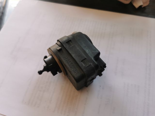 bontott PEUGEOT 206 Fényszórómagasság Állító Motor Bal