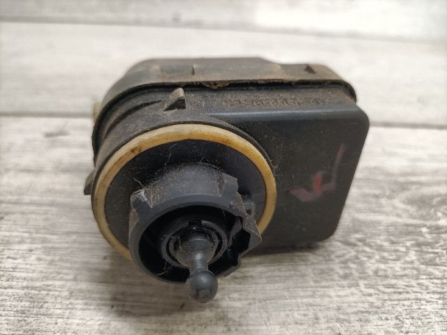 bontott PEUGEOT 206 Fényszórómagasság Állító Motor Jobb