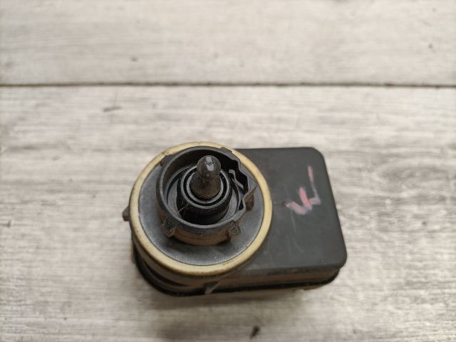 bontott PEUGEOT 206 Fényszórómagasság Állító Motor Jobb