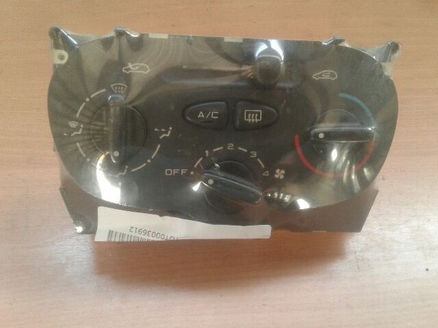 bontott PEUGEOT 206 Fűtés Box