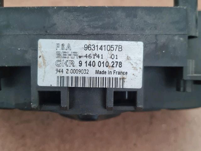 bontott PEUGEOT 206 Fűtéskapcsoló (digit klímás)