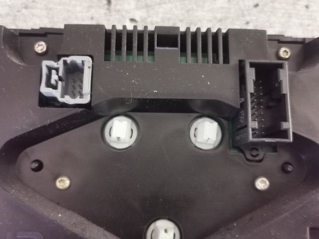 bontott PEUGEOT 206 Fűtéskapcsoló (digit klímás)