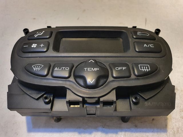 bontott PEUGEOT 206 Fűtéskapcsoló (digit klímás)