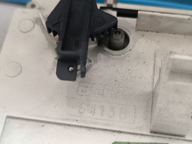 bontott PEUGEOT 206 Fűtéskapcsoló (manuális klímás)