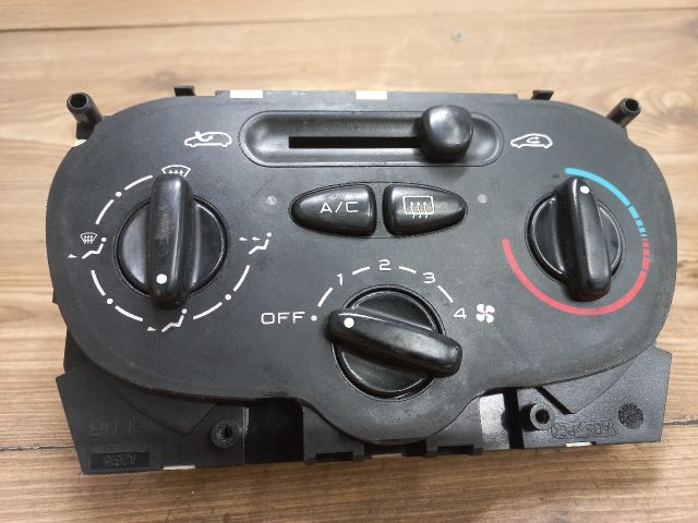 bontott PEUGEOT 206 Fűtéskapcsoló (manuális klímás)