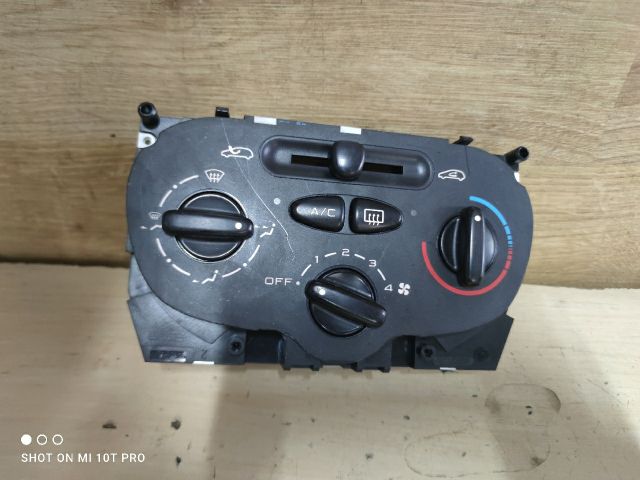 bontott PEUGEOT 206 Fűtéskapcsoló (manuális klímás)