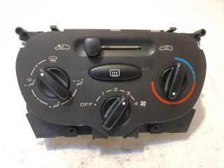 bontott PEUGEOT 206 Fűtéskapcsoló (Nem klímás)