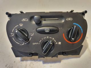 bontott PEUGEOT 206 Fűtéskapcsoló (Nem klímás)